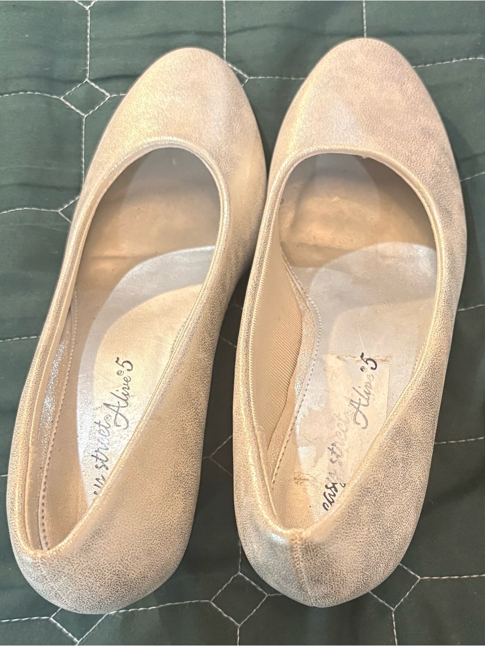 Comfort Ballet Flats in Soft Champagne
